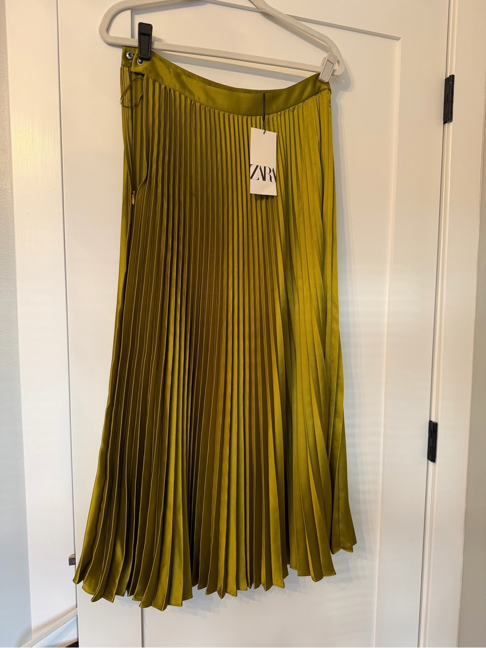 ZARA Olive Satin Pleated Midi Skirt
